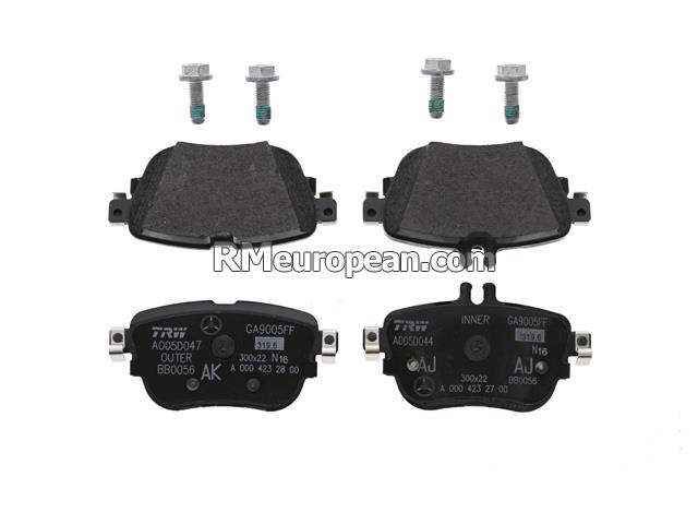 Mercedes-Benz E350 Sedan 213.083 2.0L L4 Brake Pad Set