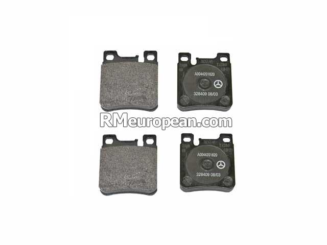 Mercedes-Benz 300TE Wagon 124.092 3.2L L6 Brake Pad Set