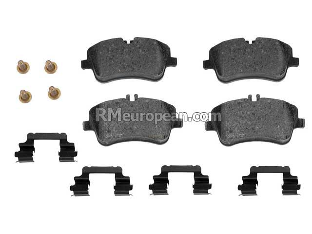 Mercedes-Benz C280 4Matic Sedan 203.092 3.0L V6 Brake Pad Set