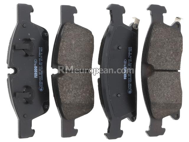 Mercedes-Benz GL350 Bluetec 4M Sport Utility 166.824 3.0L V6 Brake Pad Set