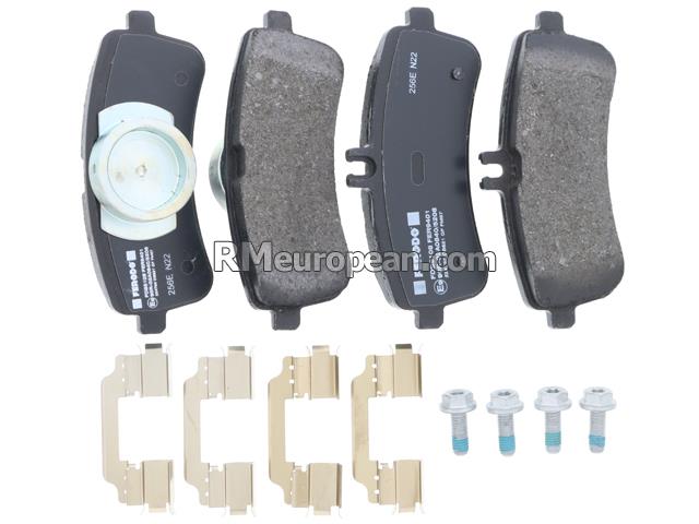 Mercedes-Benz SL65 AMG Convertible 231.479 6.0L V12 Brake Pad Set