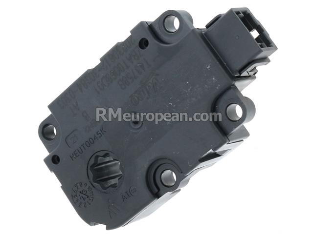 Mercedes-Benz C300 4Matic Sedan 205.084 2.0L L4 Actuator Motor for Air Temperature Mixing Flaps (Fresh Air / Circulating Air)