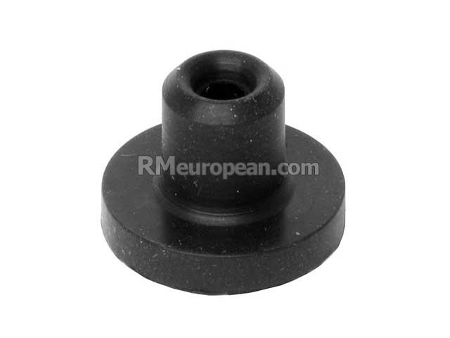 Mercedes-Benz 190E 2.3 Sedan 201.028 2.3L L4 Windshield Washer Pump Grommet