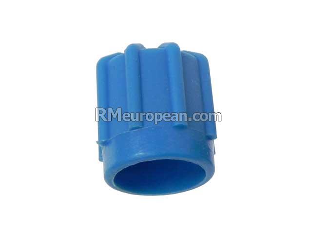 Mercedes-Benz C300 4Matic Sedan 205.084 2.0L L4 A/C Schrader Valve Cap - Low Side (Suction)