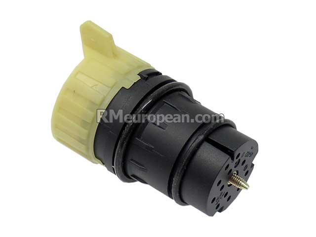 Mercedes-Benz C55 AMG Sedan 203.076 5.5L V8 Adapter Plug With O-Rings - Transmission Cable to Conductor Plate