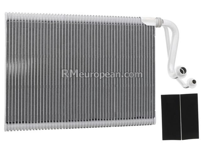 Mercedes-Benz C300 4Matic Sedan 205.084 2.0L L4 A/C Evaporator