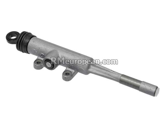 BMW M6 Coupe E24 3.5L L6 Clutch Master Cylinder