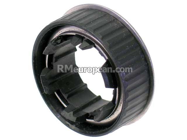 BMW 735iL Sedan E32 3.5L L6 Steering Shaft Bushing (Plastic)