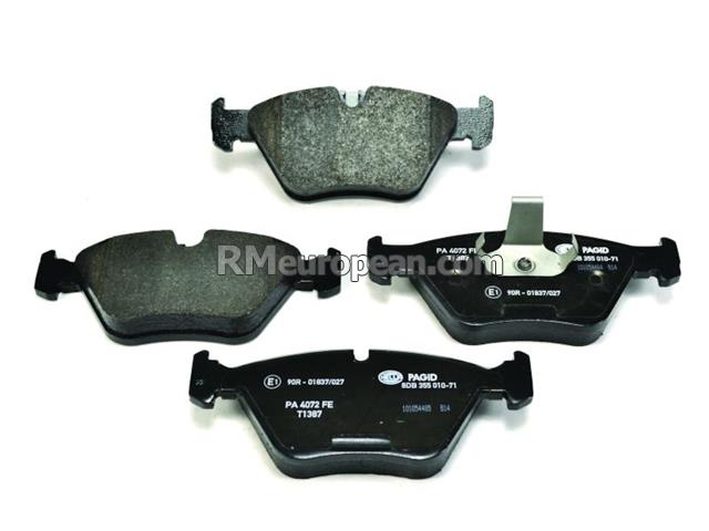 BMW 528i Sedan E39 2.8L L6 Brake Pad Set