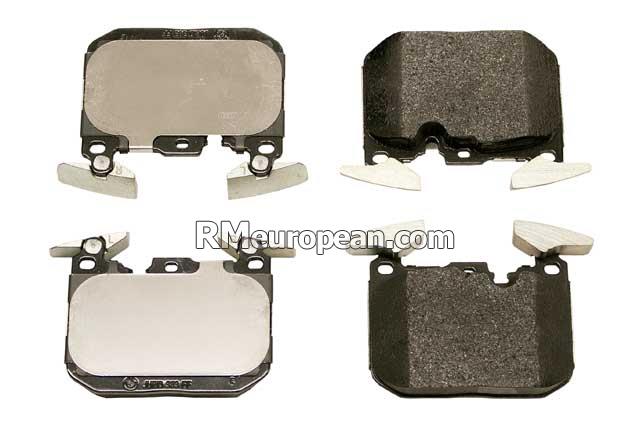 BMW 435i Coupe F32 3.0L L6 Brake Pad Set