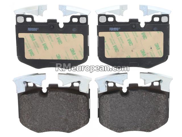 BMW 740i xDrive Sedan G12 3.0L L6 Brake Pad Set