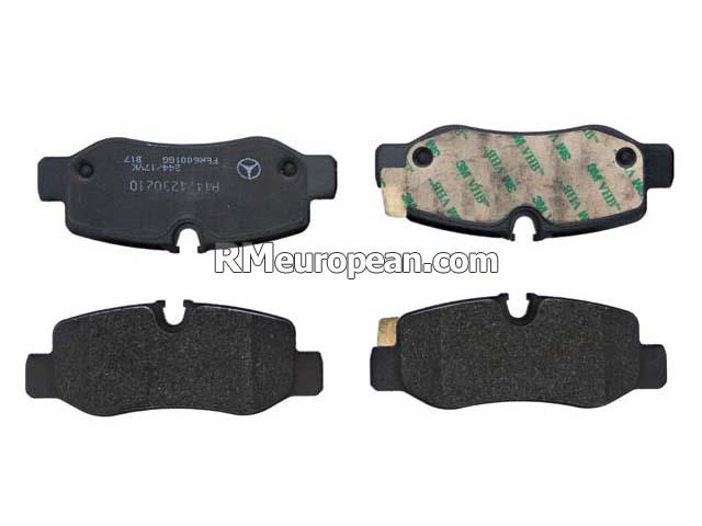 Mercedes-Benz Brake Pad Set GENUINE MERCEDES 4474200320