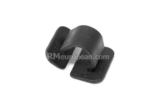 Audi A3 Premium Sedan  1.8L L4 Hood Insulation Pad Clip