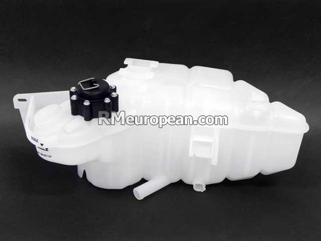 Porsche 911 Carrera Convertible 996 3.4L H6 Coolant Expansion Tank