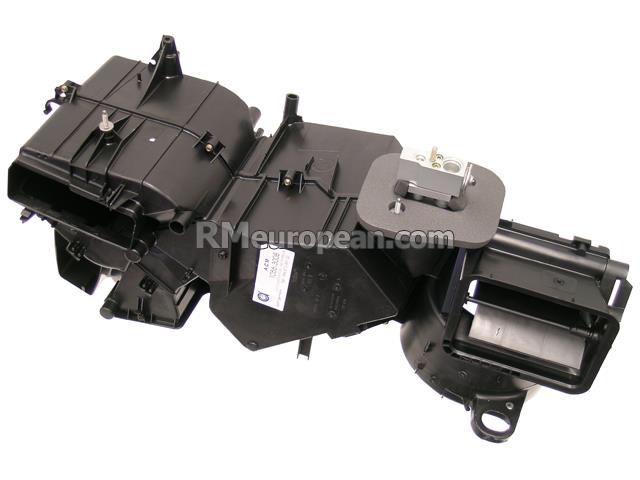 Porsche 911 Carrera Convertible 996 3.4L H6 A/C Evaporator (Complete Assembly with Housing)