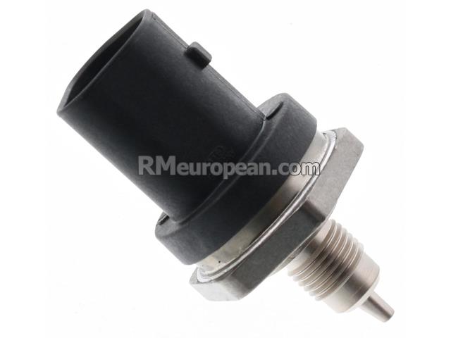 Jaguar F-Type Coupe  2.0L L4 Fuel Pressure Sensor - Pressure / Temperature